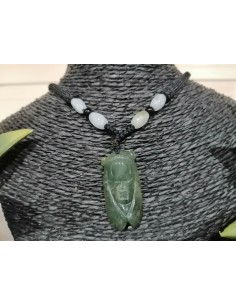 Collier Jade Cricket